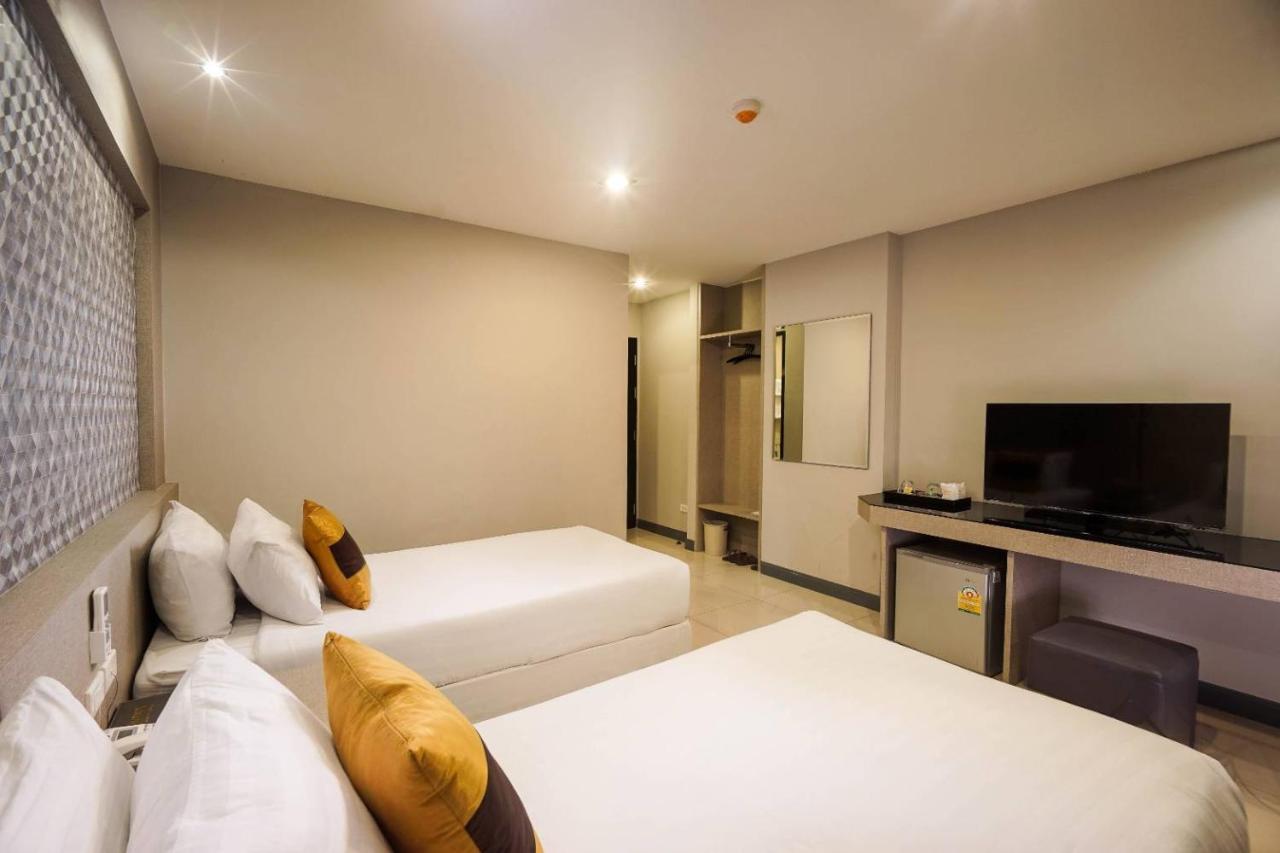 C Hotel Bangna Bangkok Esterno foto