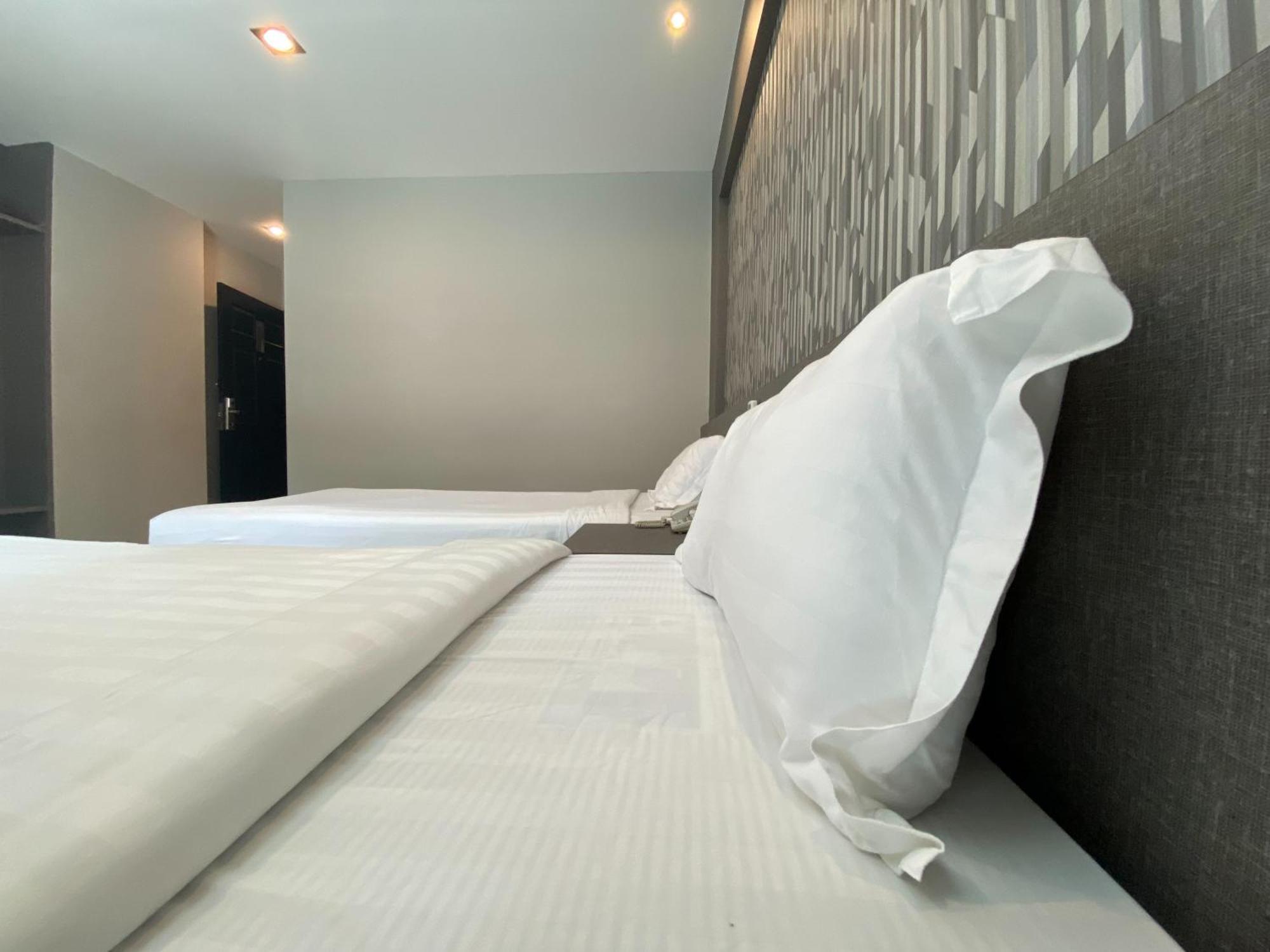 C Hotel Bangna Bangkok Esterno foto